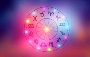 Conecta con los Astros con Aplicaciones de Horóscopo