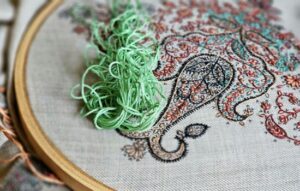 Aprende Bordado en tu Móvil Fácilmente