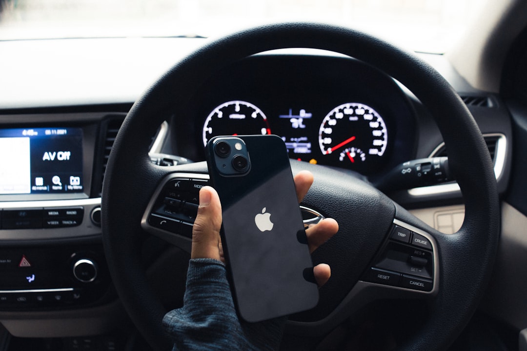 Comprueba el estado del motor de tu coche desde el móvil
